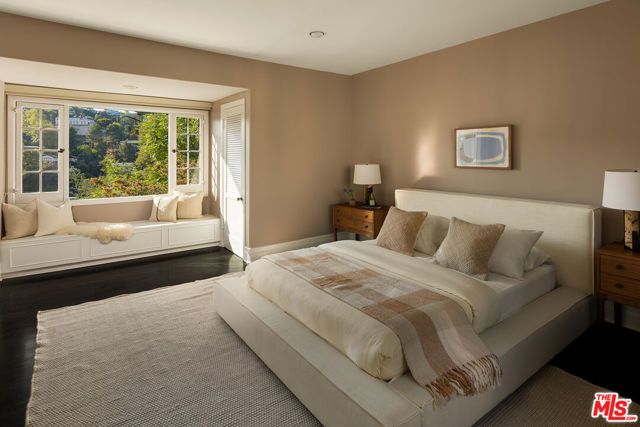 2293 Bronson Hill Drive, Los Angeles, CA 90068