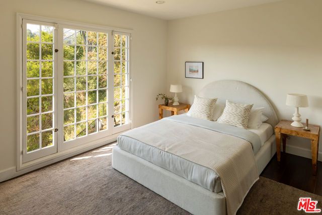 2293 Bronson Hill Drive, Los Angeles, CA 90068
