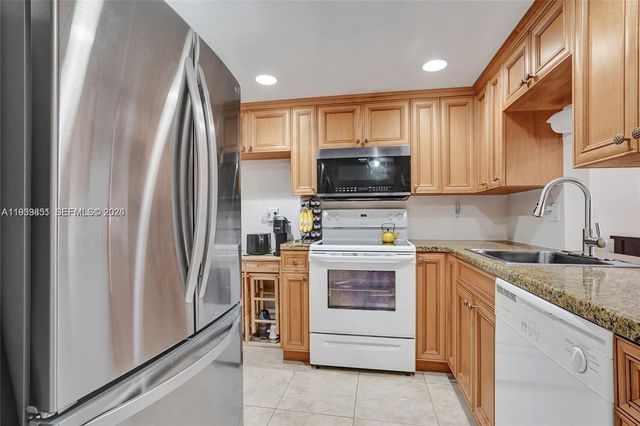 1160 N Federal Hwy 815, Fort Lauderdale, FL 33304