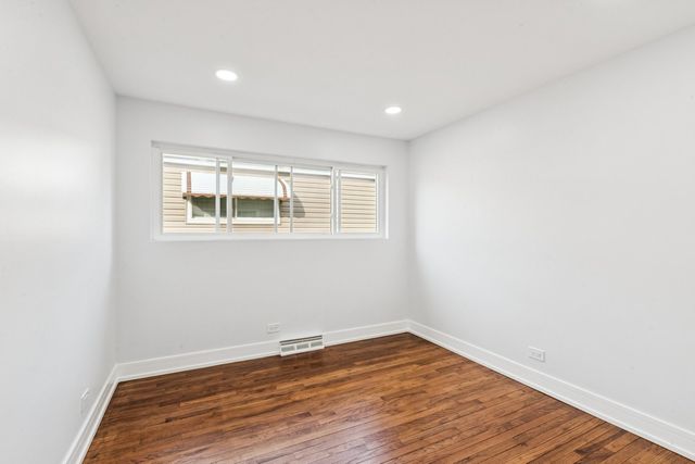 26 N Craig Place, Lombard, IL 60148