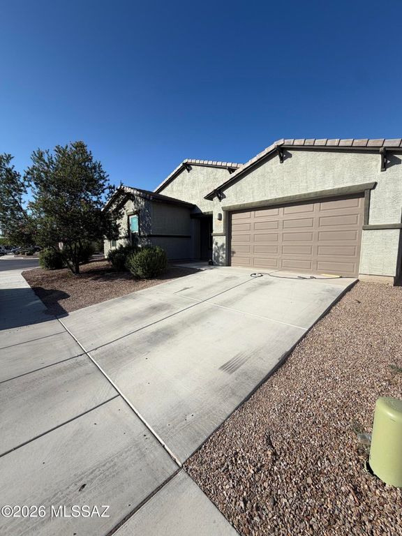 12484 N Blondin Drive, Marana, AZ 85653