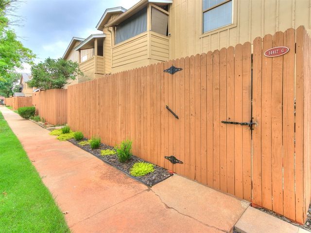 14417 N Pennsylvania Avenue 17G, Oklahoma City, OK 73134