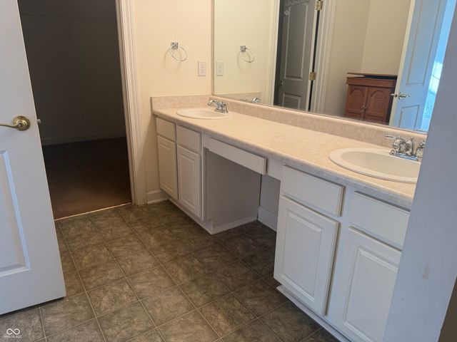 9663 Stonewall Lane, Avon, IN 46123