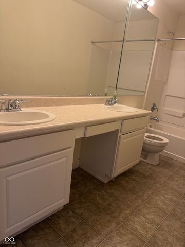 9663 Stonewall Lane, Avon, IN 46123