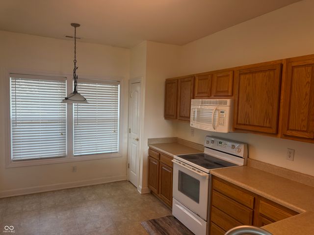 9663 Stonewall Lane, Avon, IN 46123