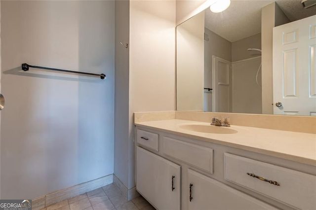 155 Willow Stream Court, Roswell, GA 30076