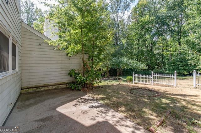 155 Willow Stream Court, Roswell, GA 30076