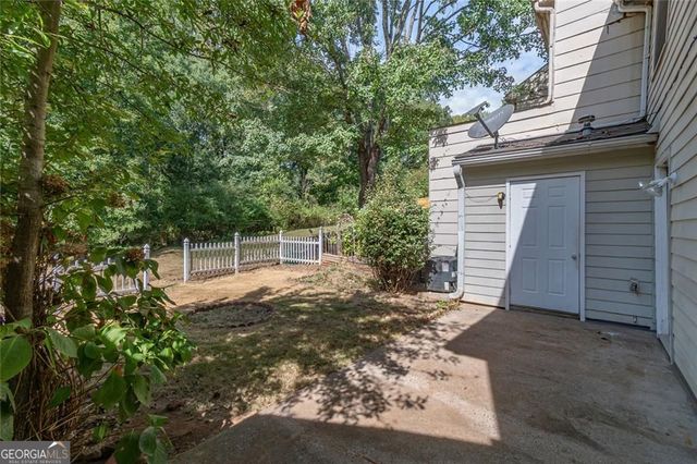 155 Willow Stream Court, Roswell, GA 30076