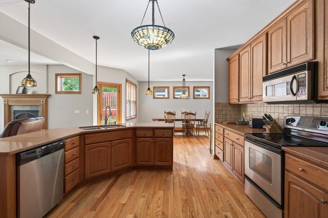11224 Halstead Trail, Woodbury, MN 55129
