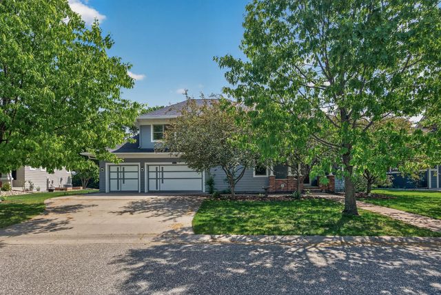 11224 Halstead Trail, Woodbury, MN 55129