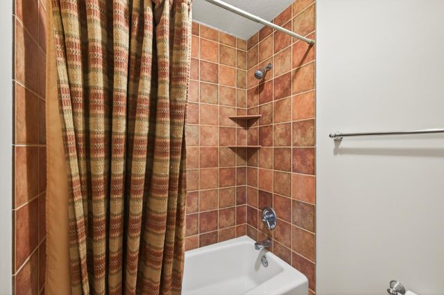 11224 Halstead Trail, Woodbury, MN 55129