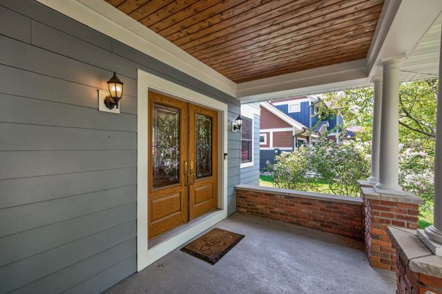 11224 Halstead Trail, Woodbury, MN 55129