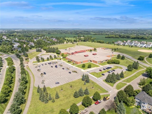 11224 Halstead Trail, Woodbury, MN 55129