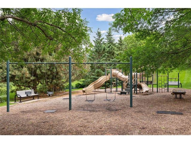 11224 Halstead Trail, Woodbury, MN 55129