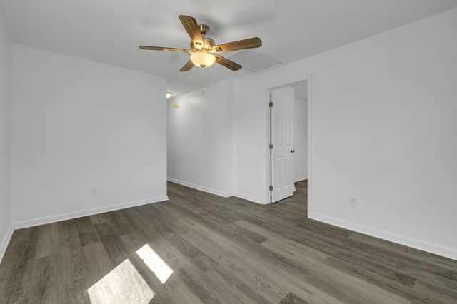 1032 N Woodward Avenue, Tallahassee, FL 32304