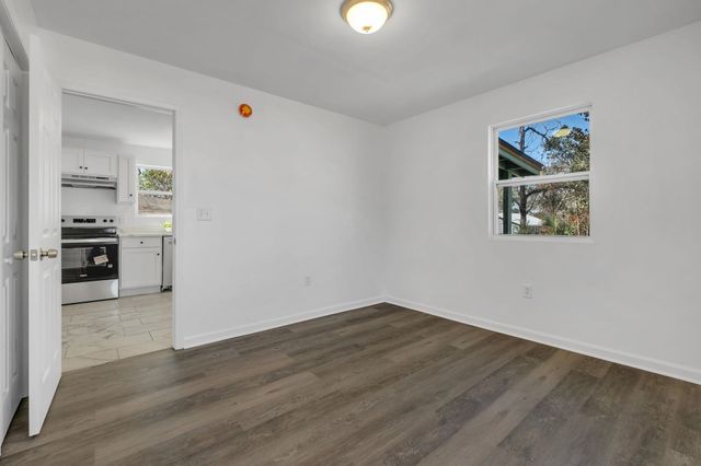 1032 N Woodward Avenue, Tallahassee, FL 32304