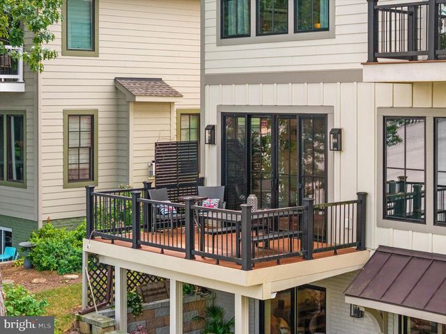 20 SHORE WALK RD, Riva, MD 21140
