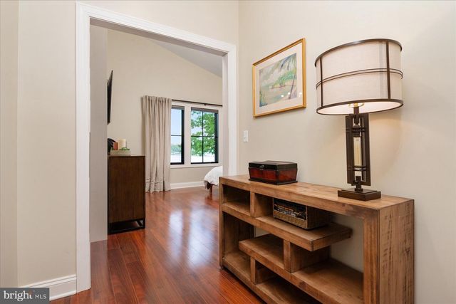 20 SHORE WALK RD, Riva, MD 21140