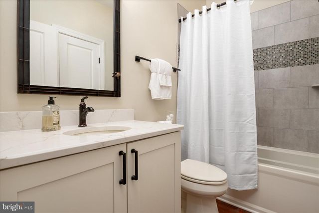 20 SHORE WALK RD, Riva, MD 21140