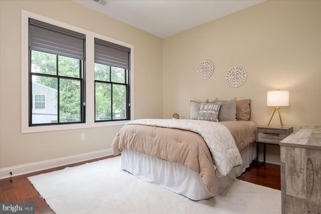 20 SHORE WALK RD, Riva, MD 21140