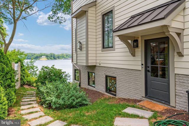 20 SHORE WALK RD, Riva, MD 21140