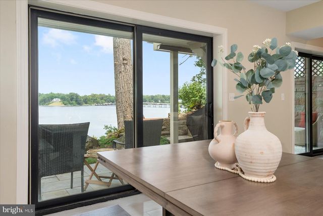 20 SHORE WALK RD, Riva, MD 21140