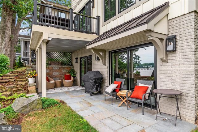 20 SHORE WALK RD, Riva, MD 21140