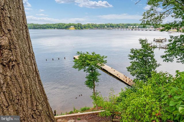 20 SHORE WALK RD, Riva, MD 21140