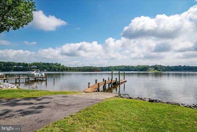 20 SHORE WALK RD, Riva, MD 21140