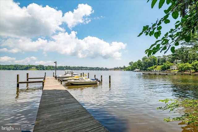 20 SHORE WALK RD, Riva, MD 21140