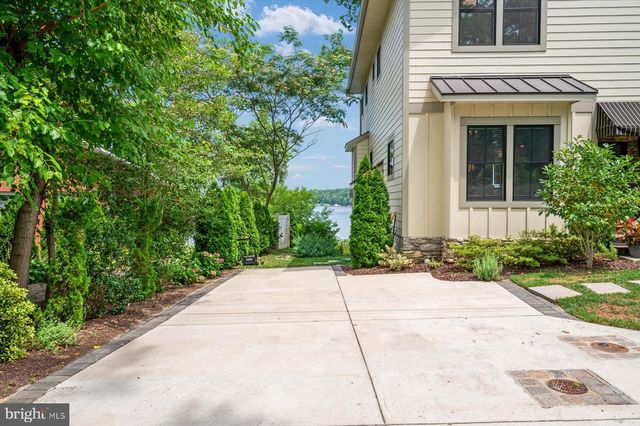 20 SHORE WALK RD, Riva, MD 21140