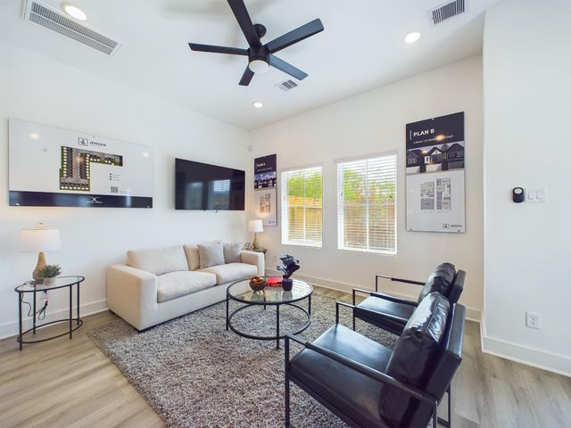 3008 Jensen Springs Lane, Houston, TX 77026