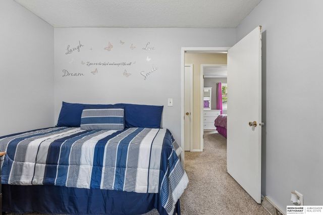 4485 Hillsdale Avenue, Omaha, NE 68107