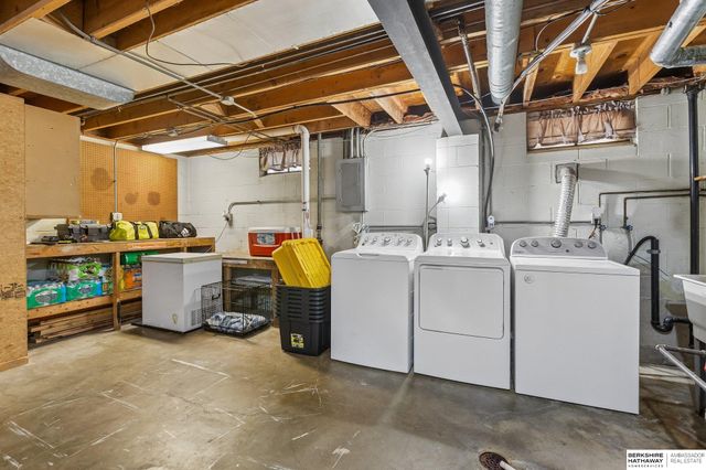 4485 Hillsdale Avenue, Omaha, NE 68107