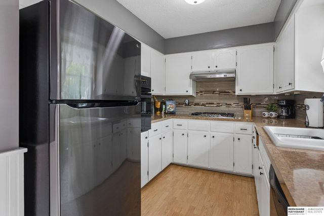 4485 Hillsdale Avenue, Omaha, NE 68107