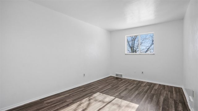 652 Riverview Dr, Dravosburg, PA 15034