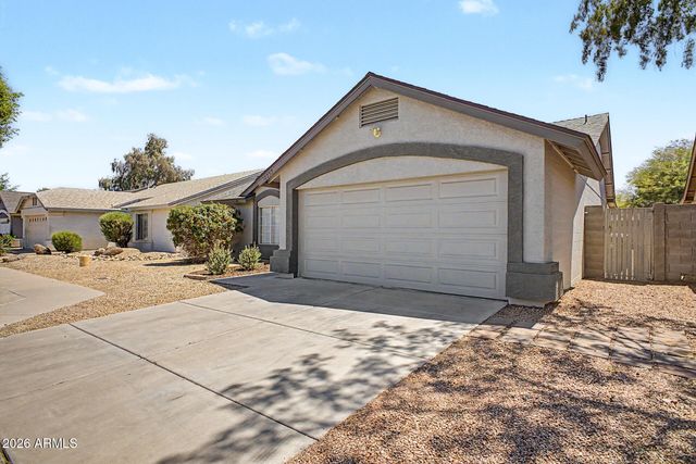 10237 W WINDSOR Boulevard, Glendale, AZ 85307