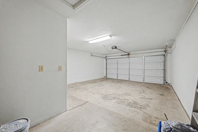 10237 W WINDSOR Boulevard, Glendale, AZ 85307