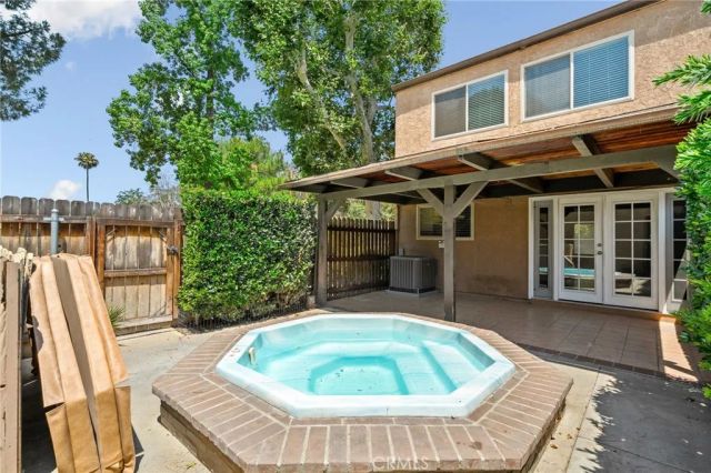923 W State, Redlands, CA 92373