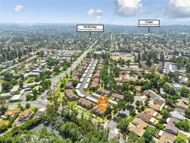 923 W State, Redlands, CA 92373