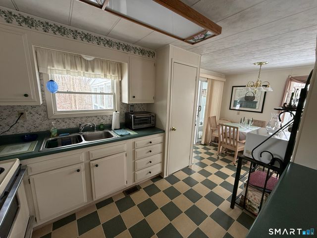 21 Harvey Drive, Old Saybrook, CT 06475