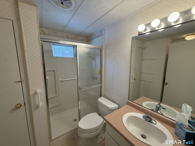 21 Harvey Drive, Old Saybrook, CT 06475