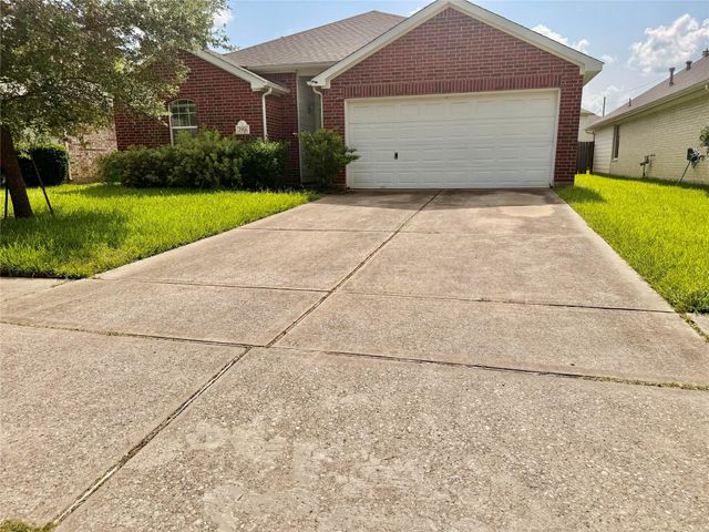 3906 Teal Run Meadows Drive, Fresno, TX 77545