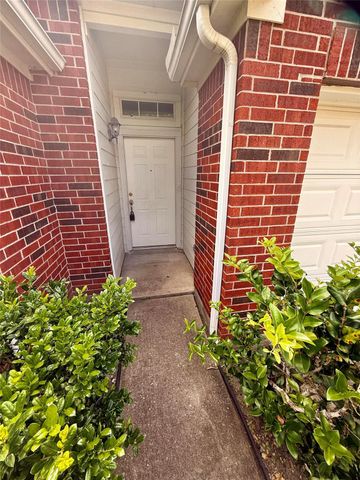 3906 Teal Run Meadows Drive, Fresno, TX 77545