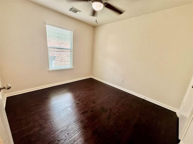 3906 Teal Run Meadows Drive, Fresno, TX 77545
