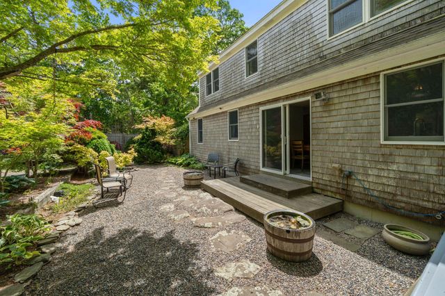 42 Indian Hill Road, Chatham, MA 02633