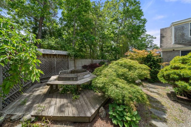 42 Indian Hill Road, Chatham, MA 02633
