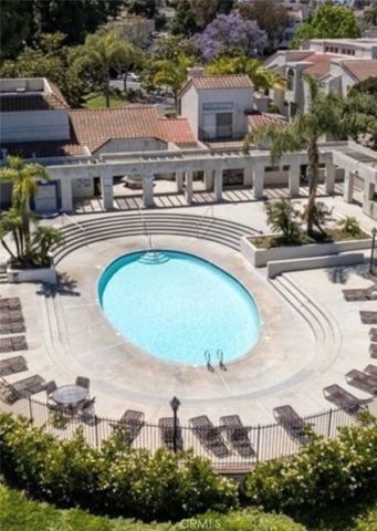 5096 Tortuga Drive 202, Huntington Beach, CA 92649