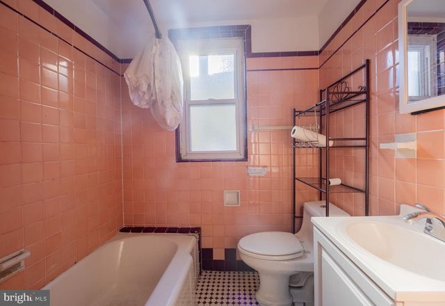 1731 S CHADWICK ST, Philadelphia, PA 19145