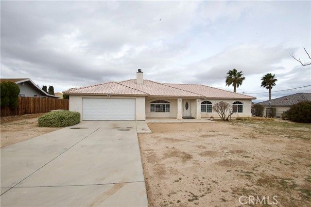 17482 Walnut, Hesperia, CA 92345